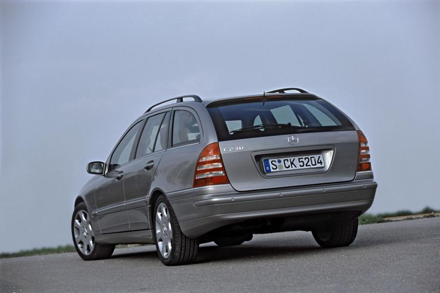  Mercedes-Benz C-Class Estate 2004 года  (фото 2 из 68)
